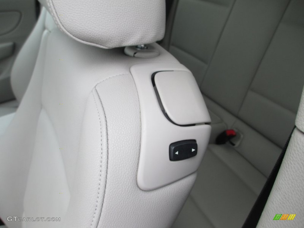 2008 1 Series 128i Coupe - Alpine White / Taupe photo #29