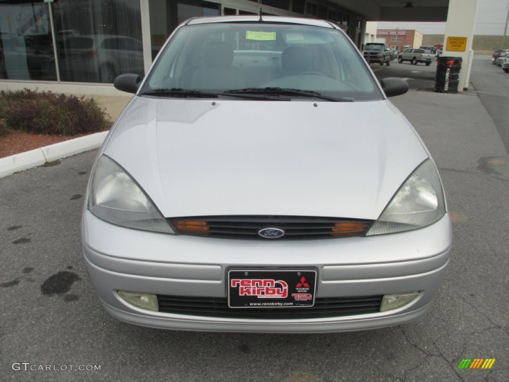 2003 Focus ZTS Sedan - CD Silver Metallic / Medium Graphite photo #8