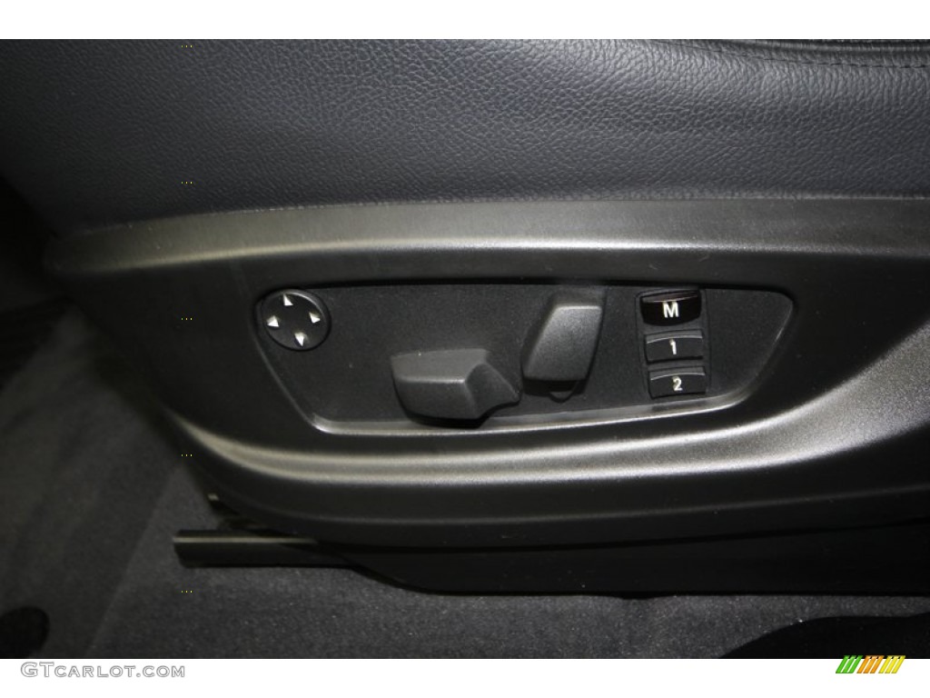 2010 BMW X6 xDrive35i Controls Photo #74306044
