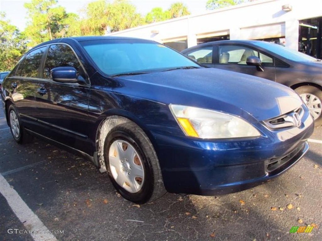 2005 Accord LX Sedan - Eternal Blue Pearl / Gray photo #4