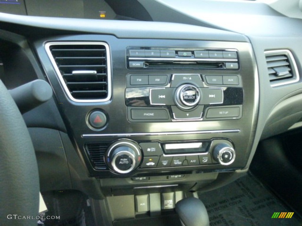 2013 Honda Civic EX-L Sedan Controls Photo #74310435