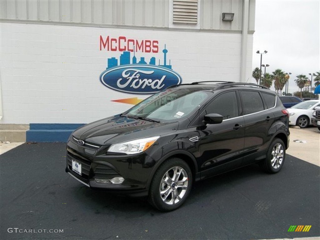 2013 Escape SE 1.6L EcoBoost - Tuxedo Black Metallic / Medium Light Stone photo #2