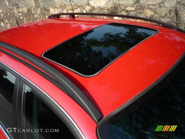 2005 3 Series 325i Wagon - Electric Red / Black photo #17