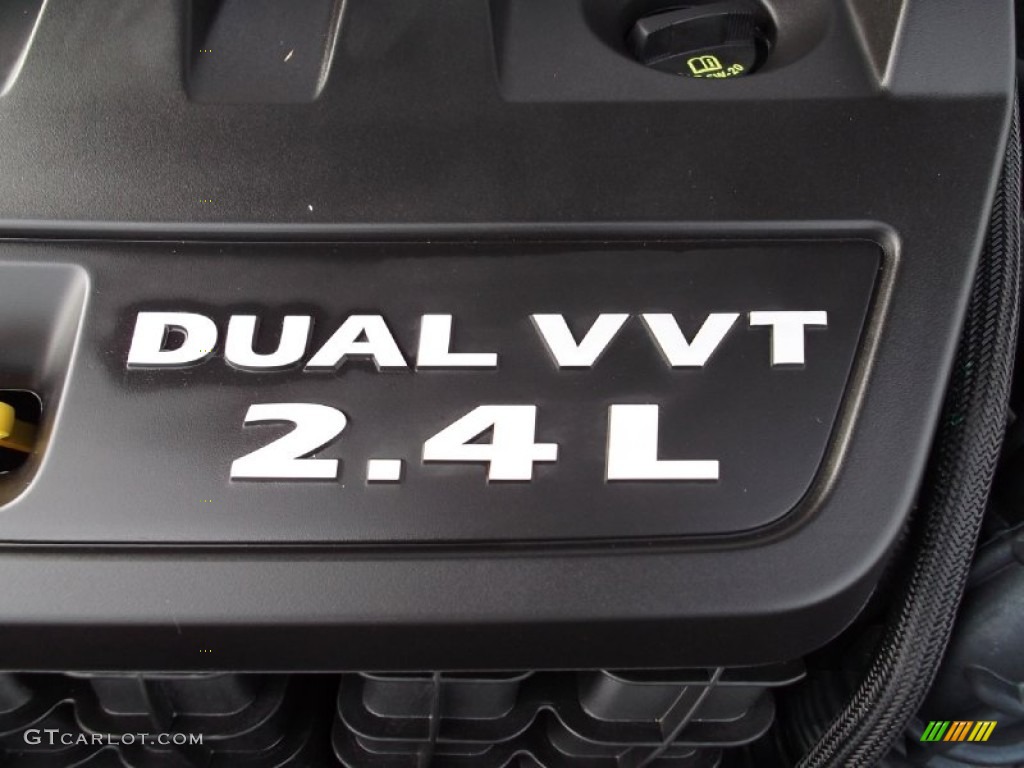 2013 Chrysler 200 Touring Sedan 2.4 Liter DOHC 16-Valve Dual VVT 4 Cylinder Engine Photo #74312415