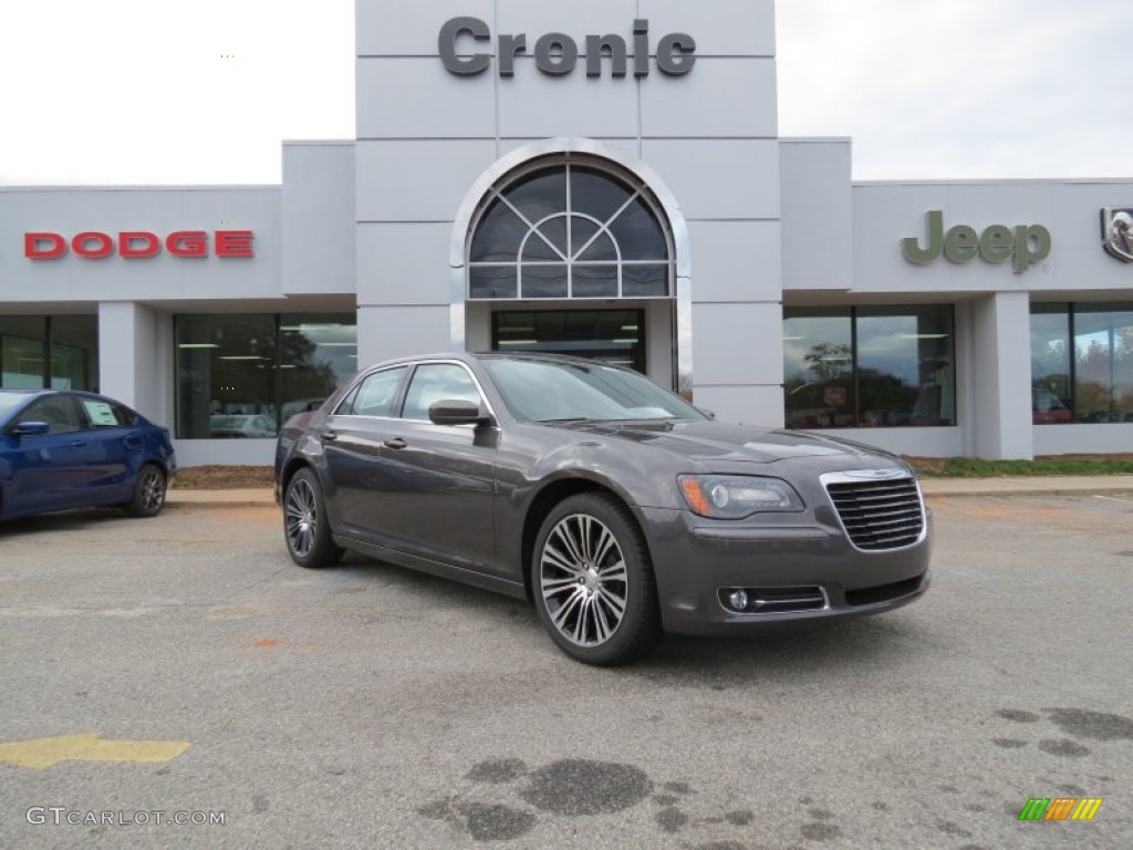 Granite Crystal Metallic Chrysler 300