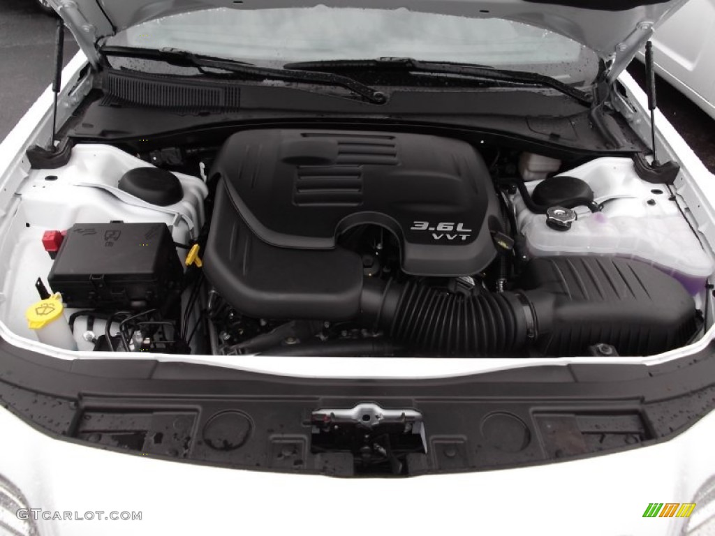 2013 Chrysler 300 AWD 3.6 Liter DOHC 24-Valve VVT Pentastar V6 Engine Photo #74313251