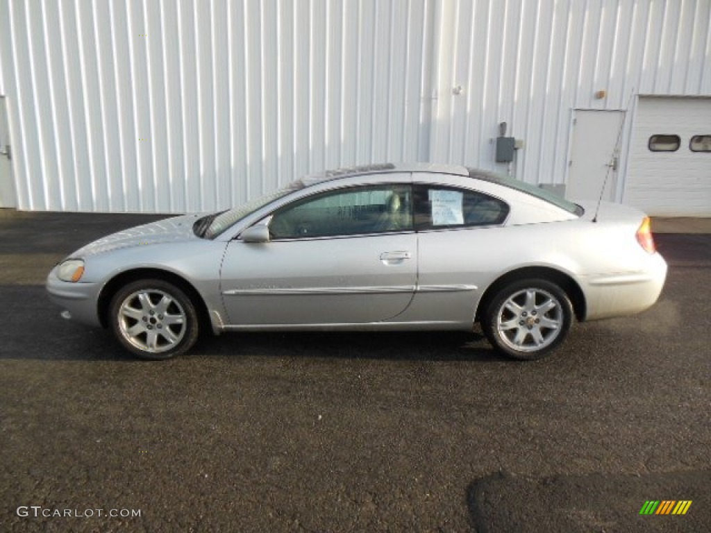 2001 Sebring LXi Coupe - Ice Silver Pearlcoat / Black/Light Gray photo #1