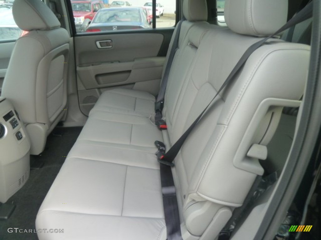 2013 Honda Pilot EX-L 4WD Rear Seat Photo #74314713
