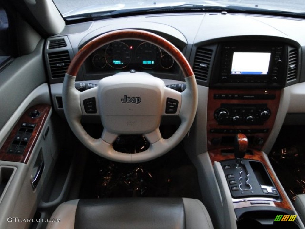 2006 Grand Cherokee Overland 4x4 - Bright Silver Metallic / Dark Khaki/Light Graystone photo #3