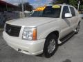 White Diamond - Escalade EXT AWD Photo No. 3