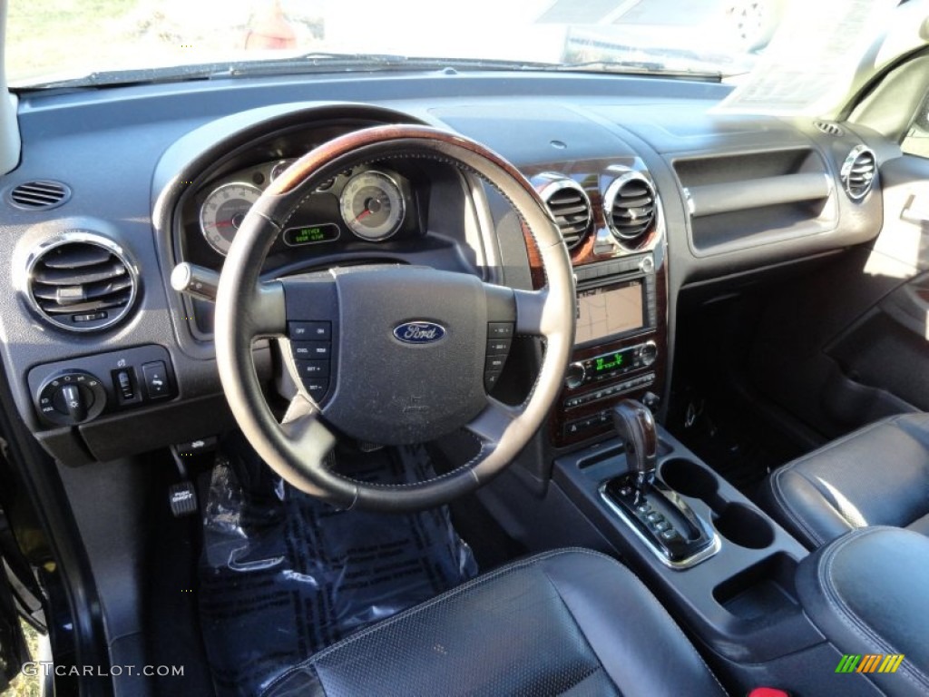 2008 Taurus X Limited AWD - Black / Charcoal Black photo #9