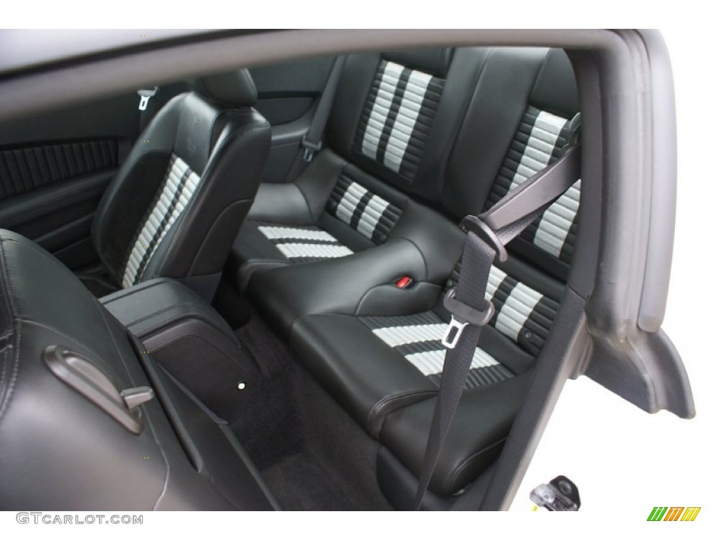 Charcoal Black/White Interior 2010 Ford Mustang Shelby GT500 Coupe Photo #74320028