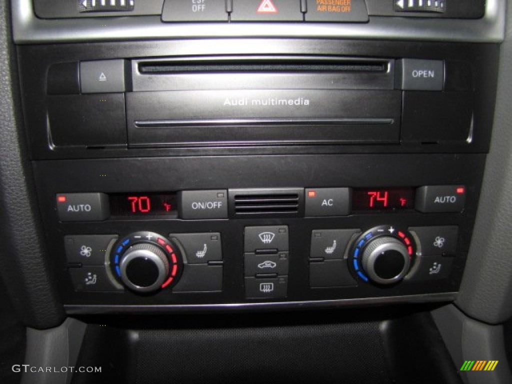 2010 Audi Q7 3.0 TDI quattro Controls Photo #74321846