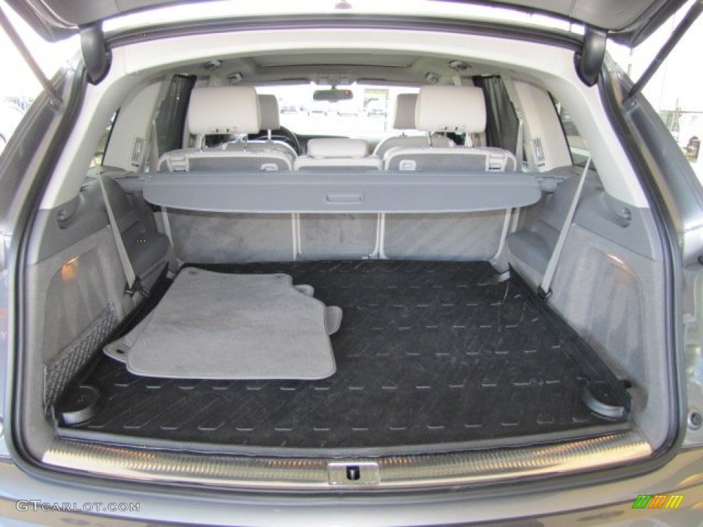 2010 Audi Q7 3.0 TDI quattro Trunk Photo #74322065