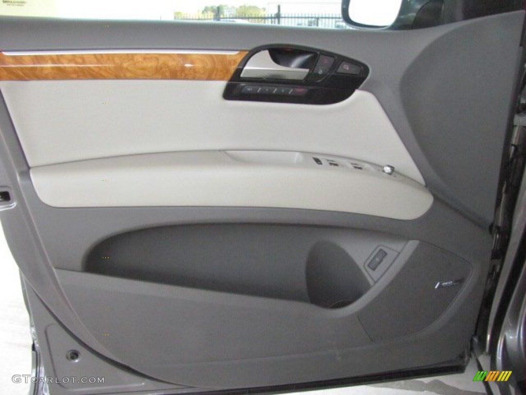 2010 Audi Q7 3.0 TDI quattro Cardamom Beige Door Panel Photo #74322461