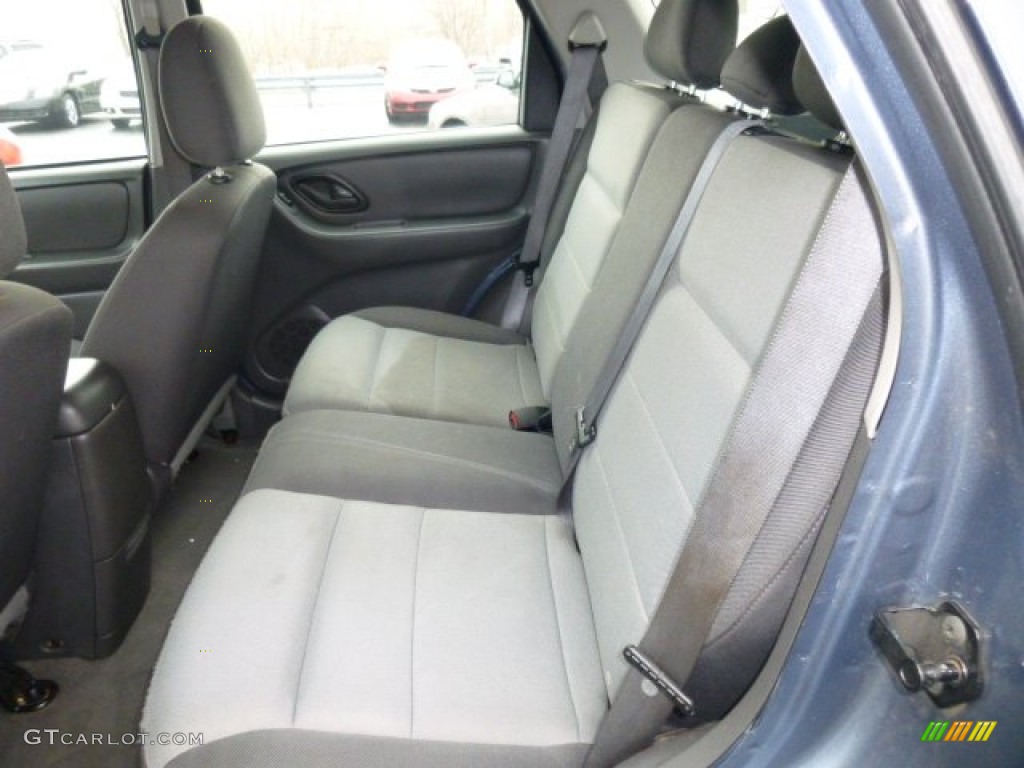 2005 Ford Escape XLS Rear Seat Photo #74323439