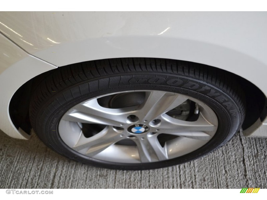 2013 1 Series 128i Coupe - Alpine White / Black photo #9