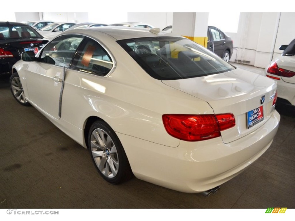 2013 3 Series 328i Coupe - Alpine White / Black photo #5