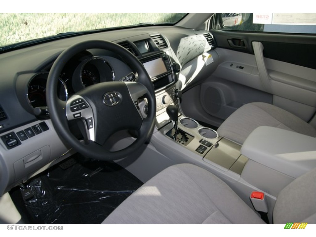 2013 Highlander V6 4WD - Sizzling Crimson Mica / Sand Beige photo #5