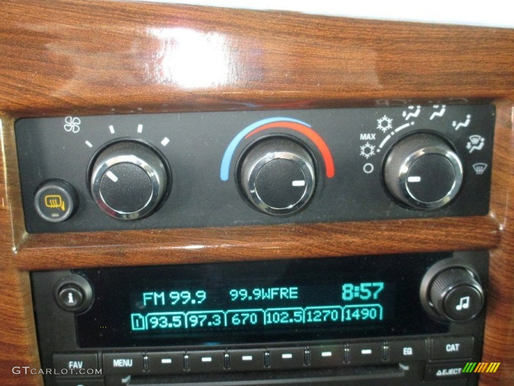 2008 Chevrolet Express 1500 AWD Passenger Conversion Van Controls Photos