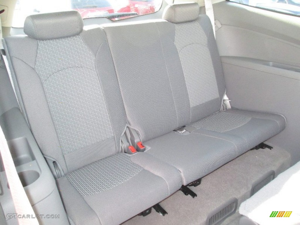 2011 Traverse LS - Silver Ice Metallic / Dark Gray/Light Gray photo #24