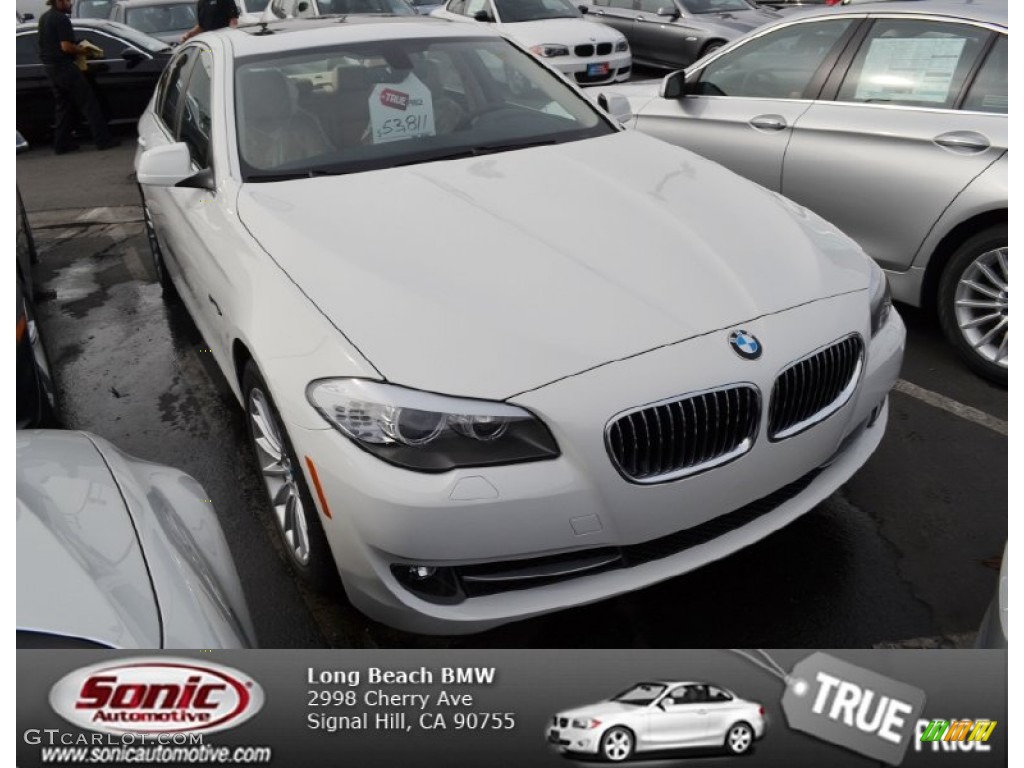 2013 5 Series 535i Sedan - Alpine White / Venetian Beige photo #1