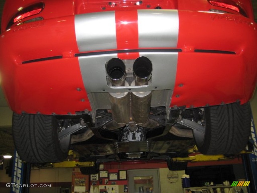 2000 Dodge Viper GTS Exhaust Photo #74333753