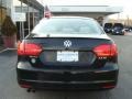 Black - Jetta SE Sedan Photo No. 5