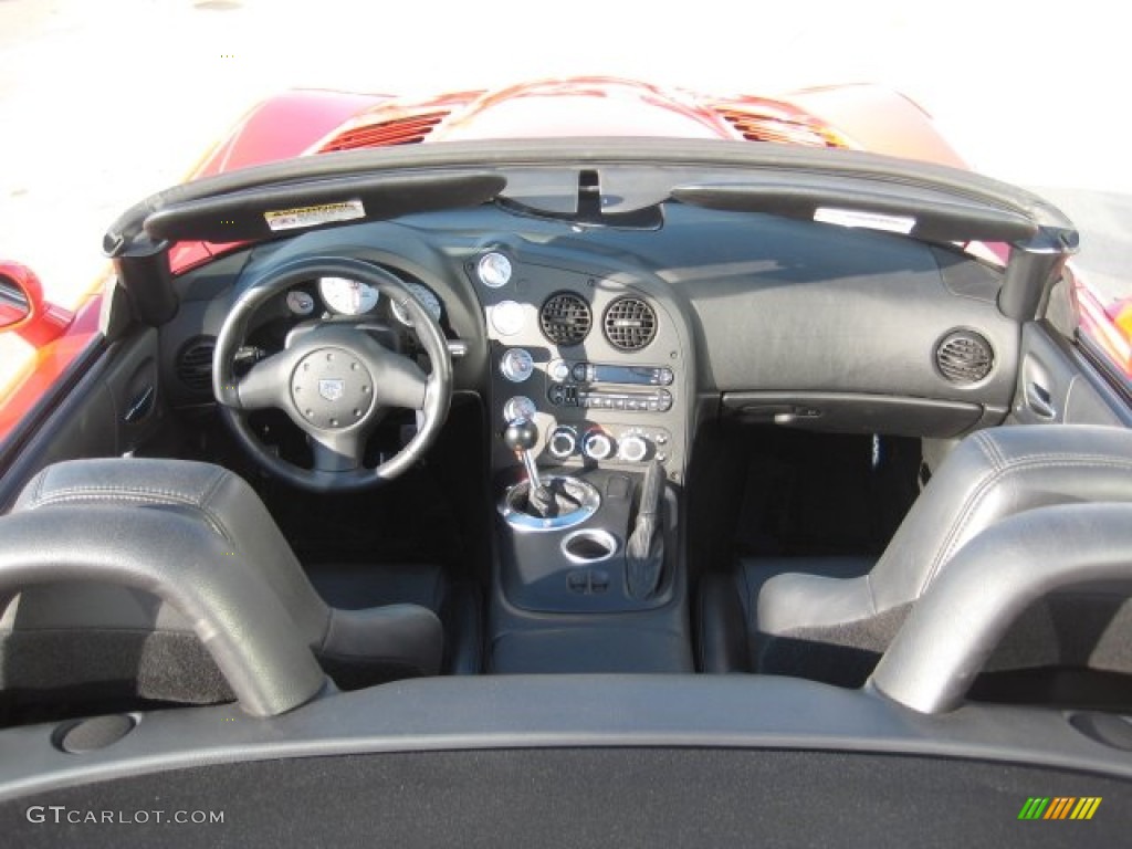 2003 Dodge Viper SRT-10 Black Dashboard Photo #74334898
