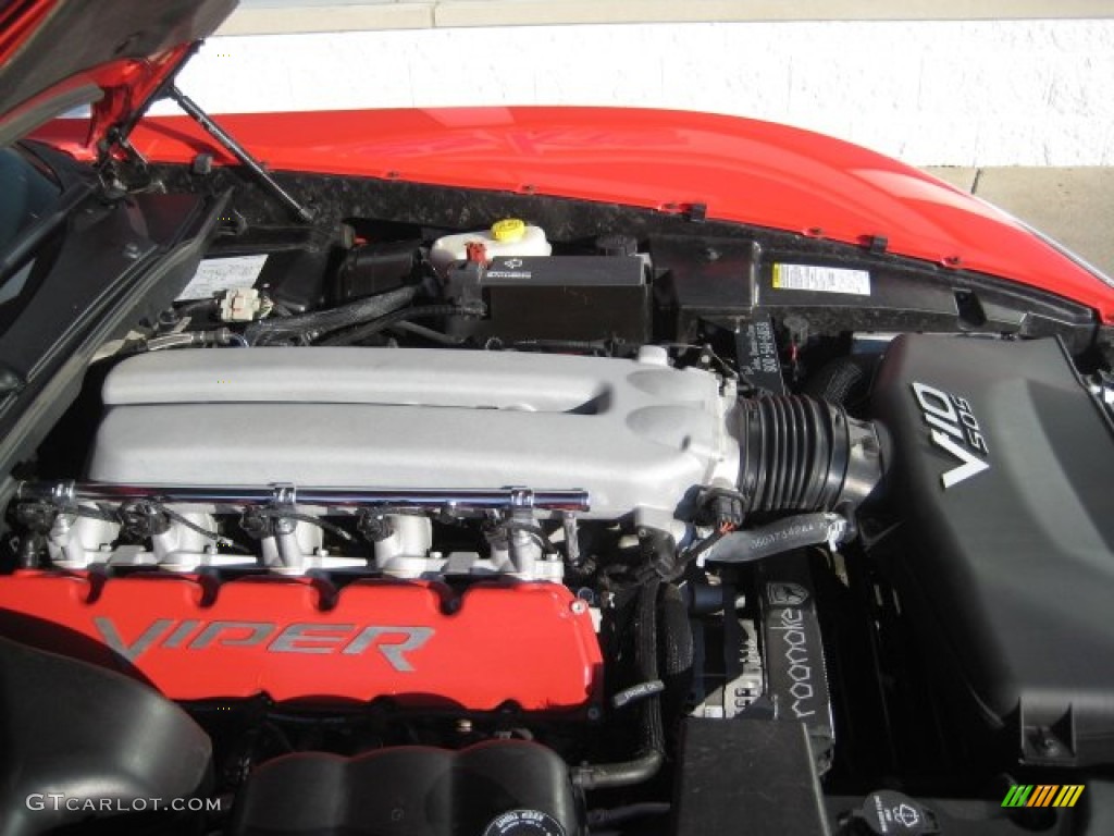 2003 Dodge Viper SRT-10 Engine Photos