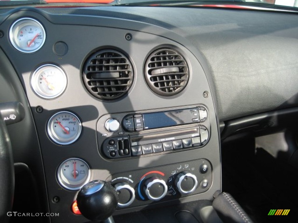 2003 Dodge Viper SRT-10 Controls Photo #74335491