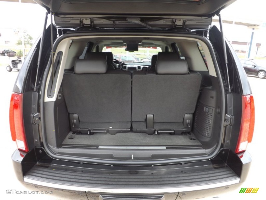 2010 Escalade Luxury AWD - Black Ice / Ebony photo #22