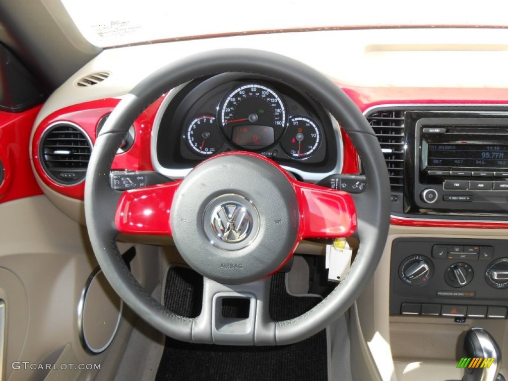 2013 Volkswagen Beetle 2.5L Convertible Beige Steering Wheel Photo #74336897