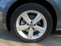 2013 Volkswagen Passat 2.5L SE Wheel and Tire Photo