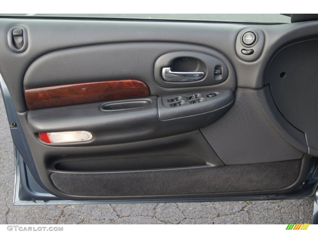 2002 Chrysler Concorde Limited Dark Slate Gray Door Panel Photo #74337839