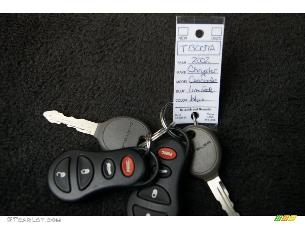 2002 Chrysler Concorde Limited Keys Photo #74338385