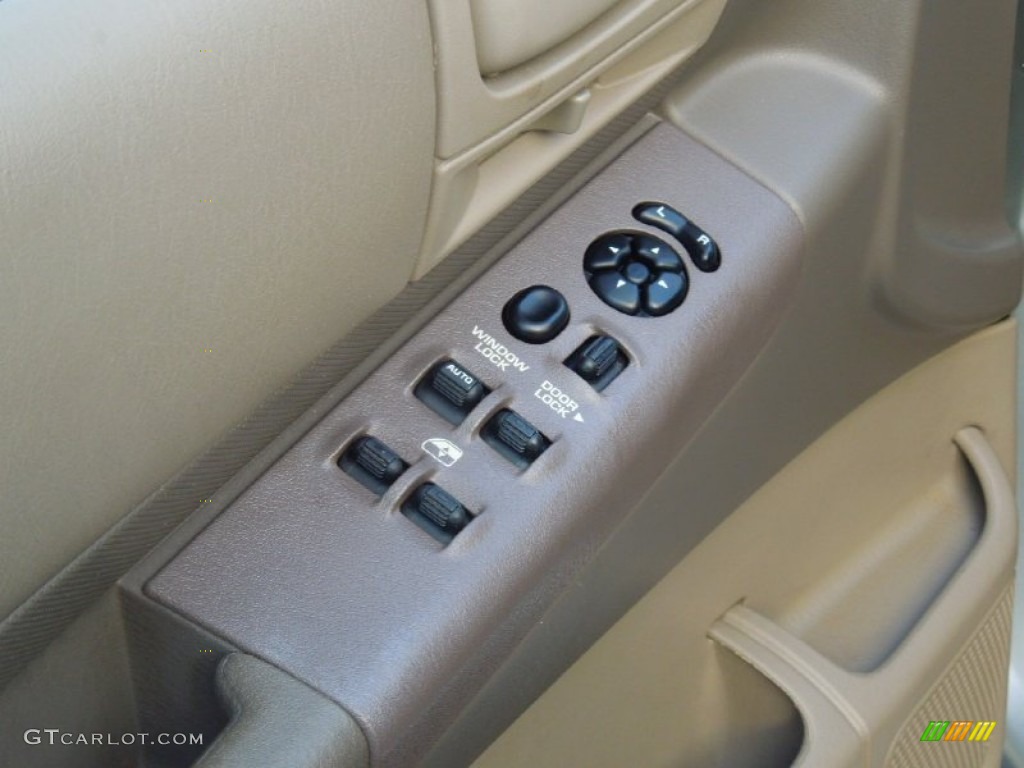 2003 Dodge Durango SXT Controls Photo #74340380