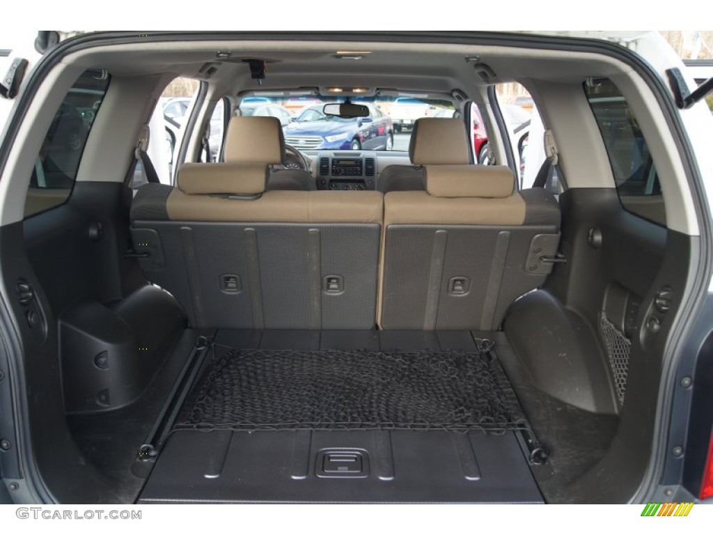 2005 Nissan Xterra S 4x4 Trunk Photos