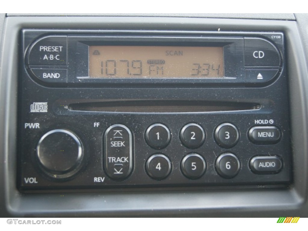 2005 Nissan Xterra S 4x4 Audio System Photos