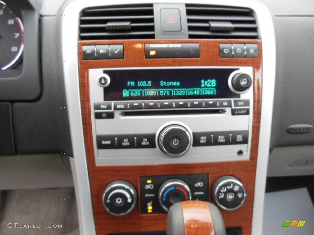 2009 Chevrolet Equinox LT AWD Controls Photo #74341034