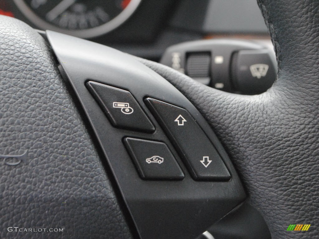 2010 BMW 5 Series 528i Sedan Controls Photo #74341517