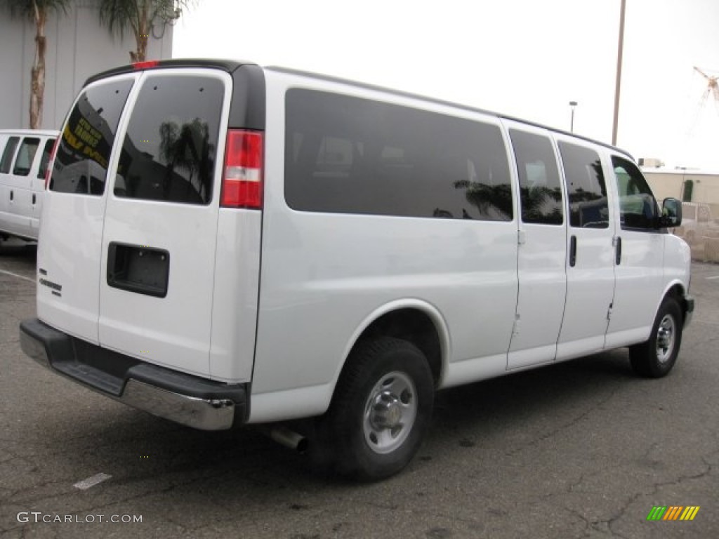 2011 Express LT 3500 Extended Passenger Van - Summit White / Medium Pewter photo #6