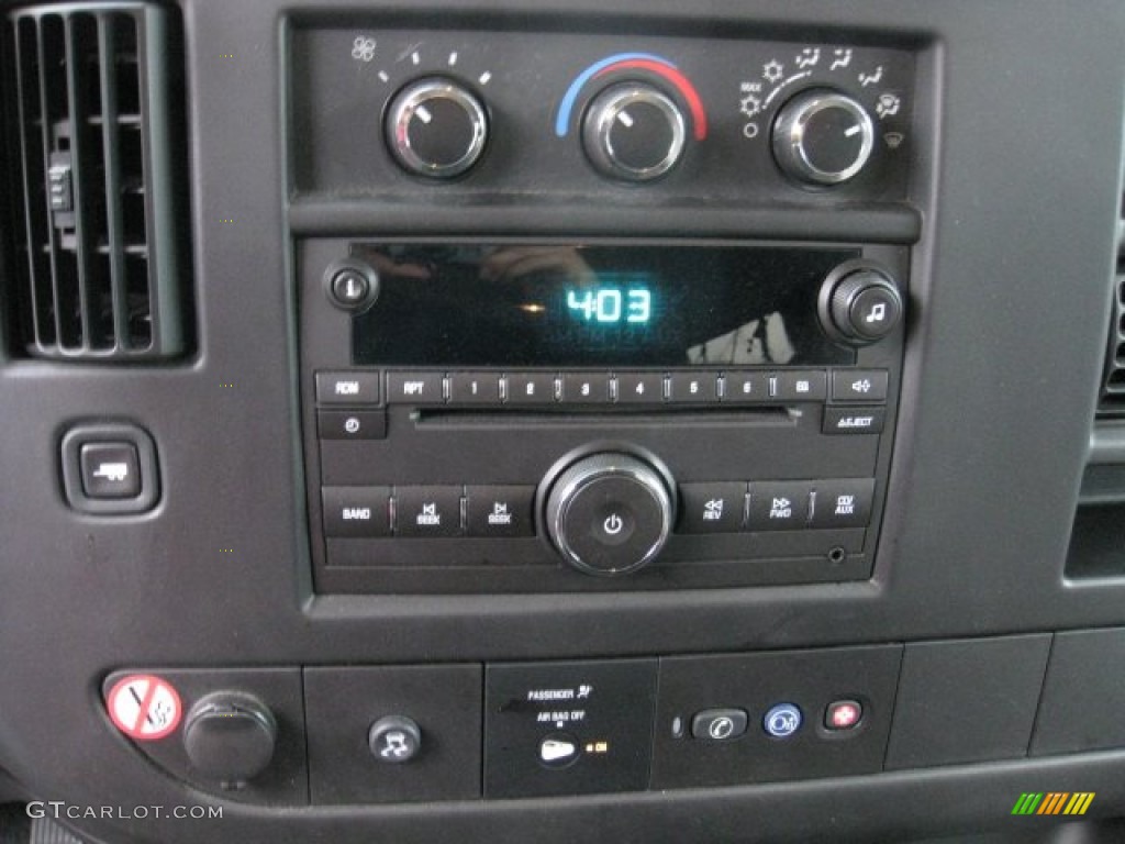 2011 Express LT 3500 Extended Passenger Van - Summit White / Medium Pewter photo #10