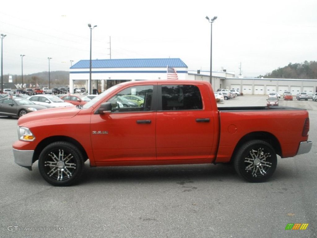 2009 Ram 1500 SLT Crew Cab - Flame Red / Dark Slate/Medium Graystone photo #12