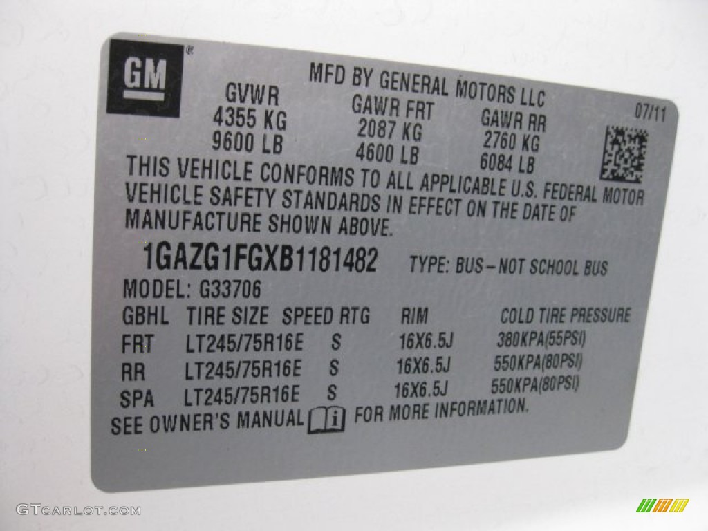 2011 Express LT 3500 Extended Passenger Van - Summit White / Medium Pewter photo #12