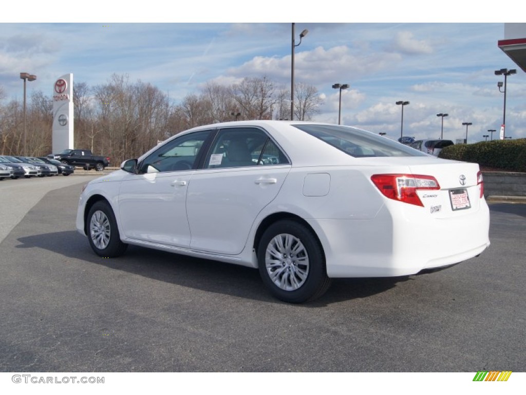 2012 Camry LE - Super White / Ash photo #3
