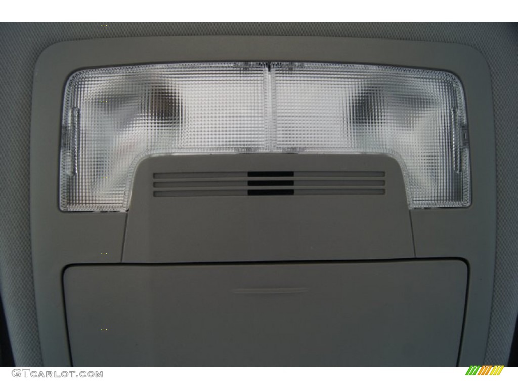 2012 Camry LE - Super White / Ash photo #32