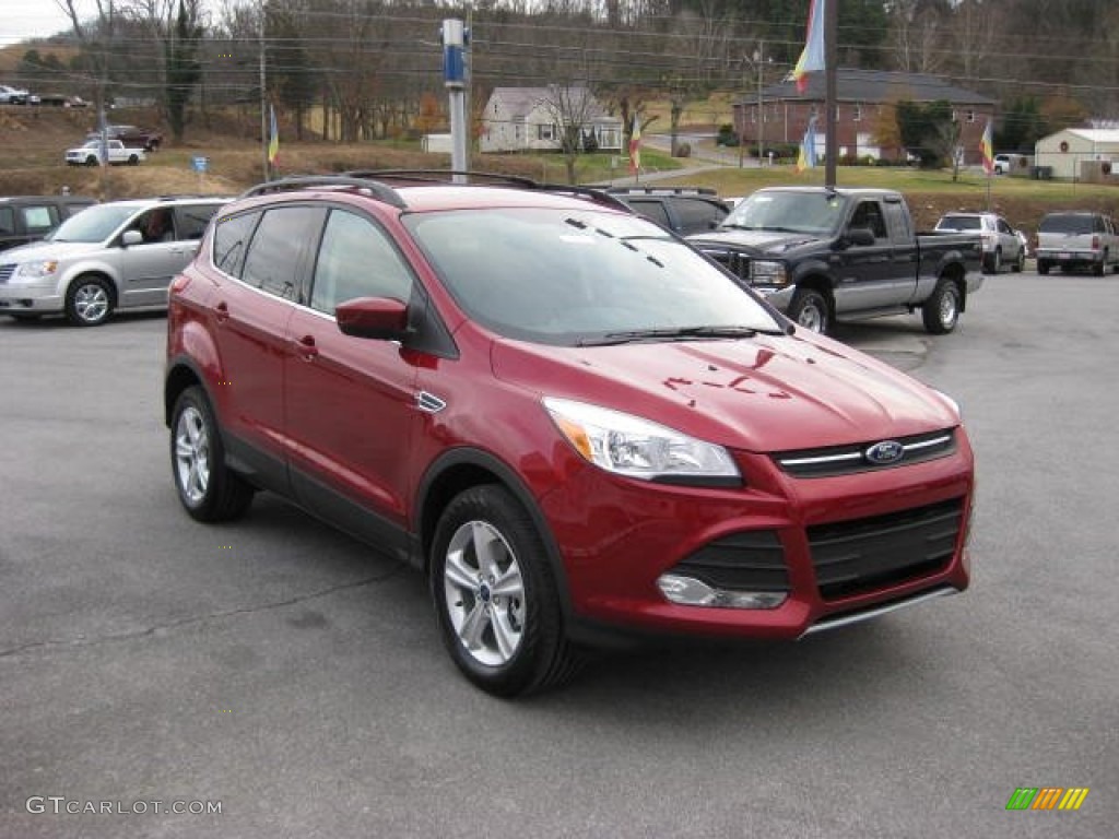 2013 Escape SE 1.6L EcoBoost 4WD - Ruby Red Metallic / Charcoal Black photo #5