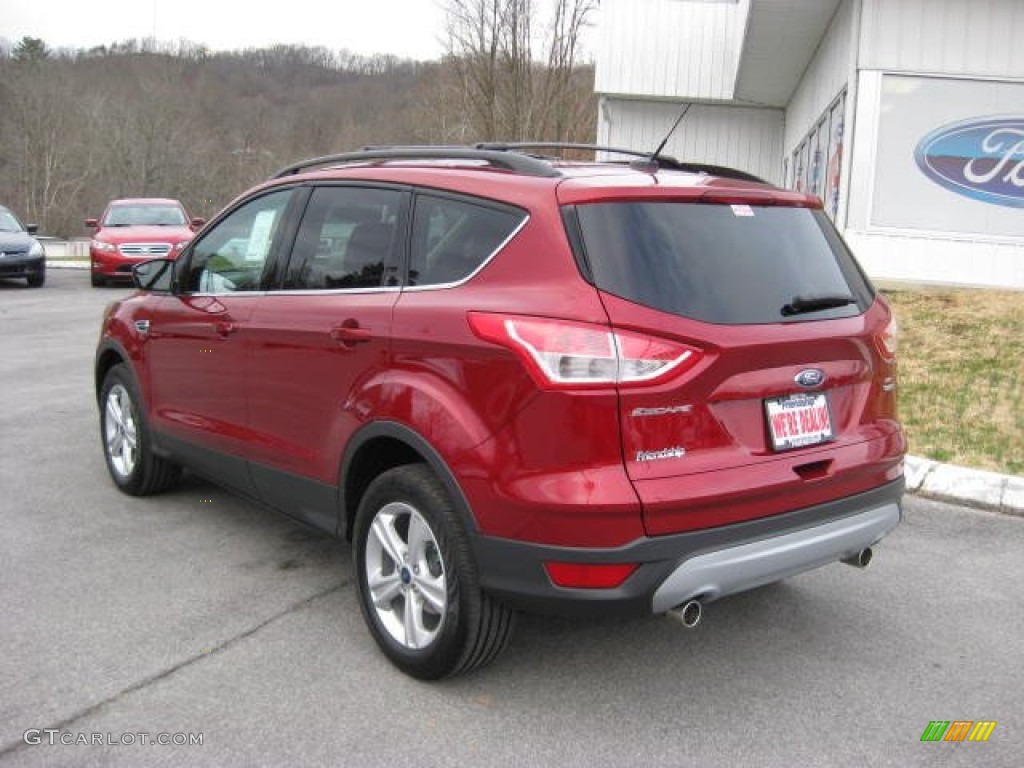 2013 Escape SE 1.6L EcoBoost 4WD - Ruby Red Metallic / Charcoal Black photo #9