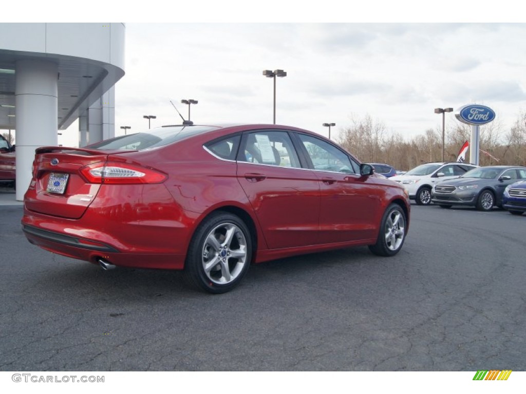 2013 Fusion SE 1.6 EcoBoost - Ruby Red Metallic / Charcoal Black photo #3